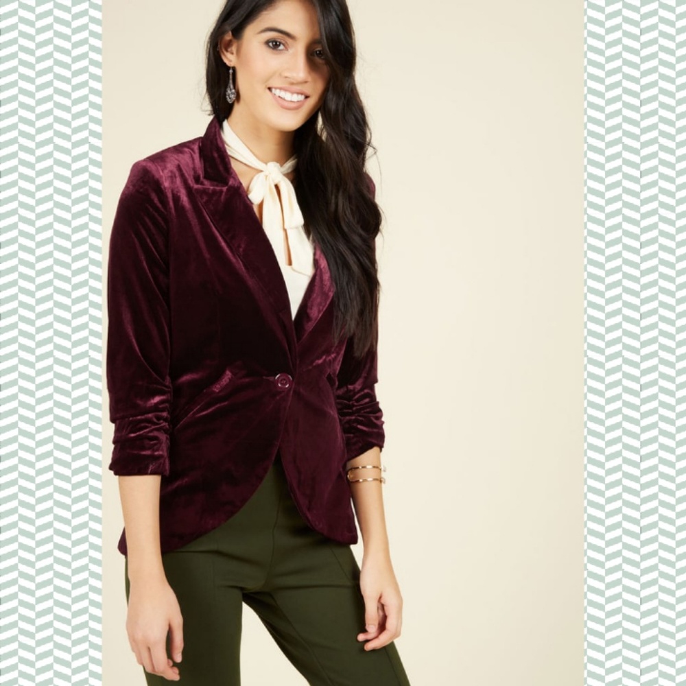 ModCloth Velvet Fine & Sandy Blazer in Wine